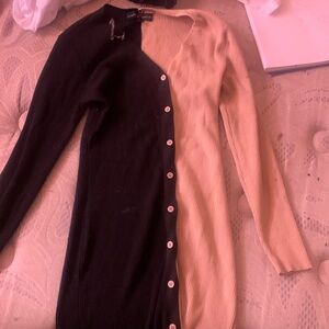 Selling a black and tan slim fitted dress (Large)
